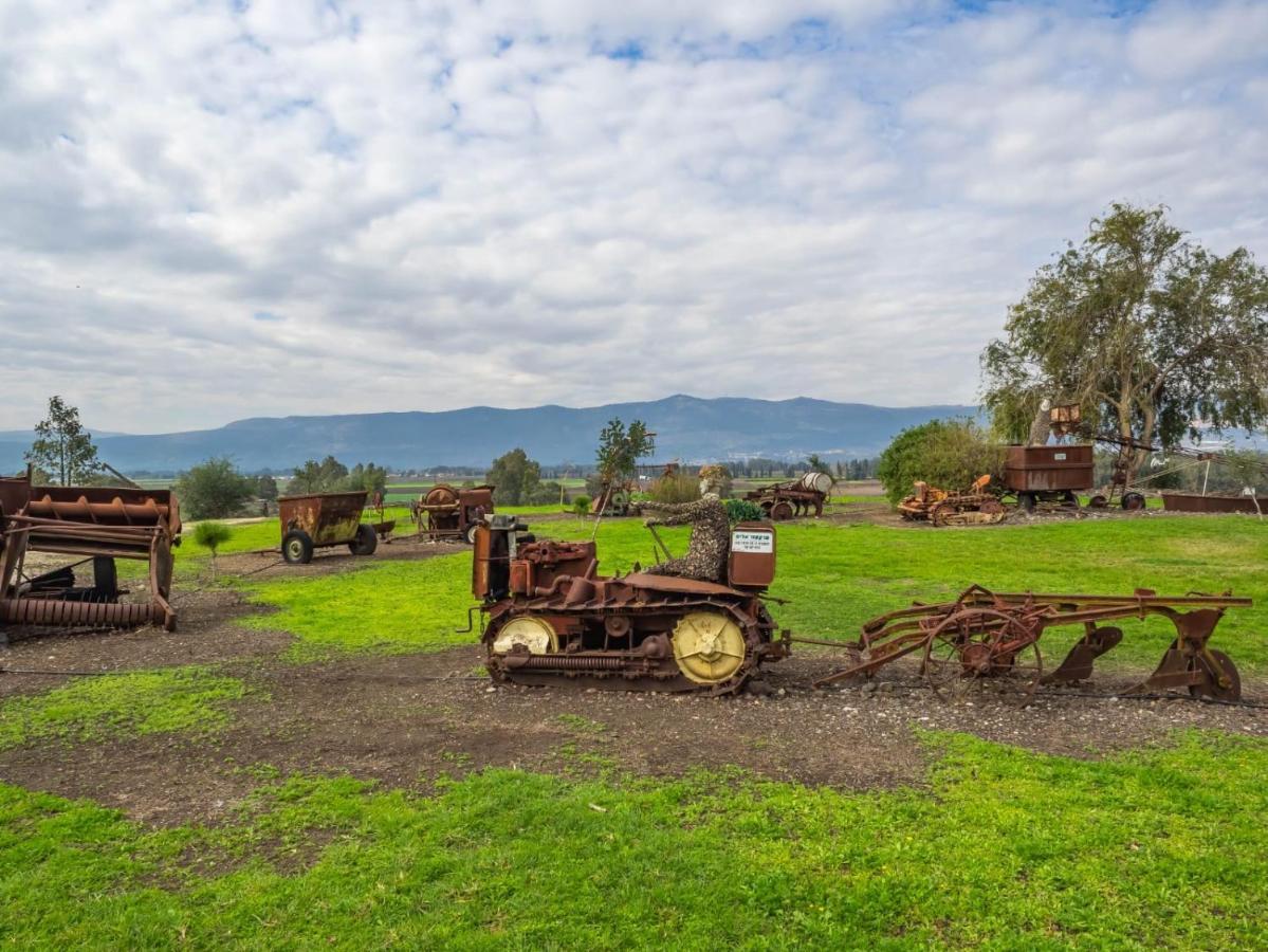 Вилла "Bakfar" Kfar Szold Country Lodging Kefar Szold Экстерьер фото