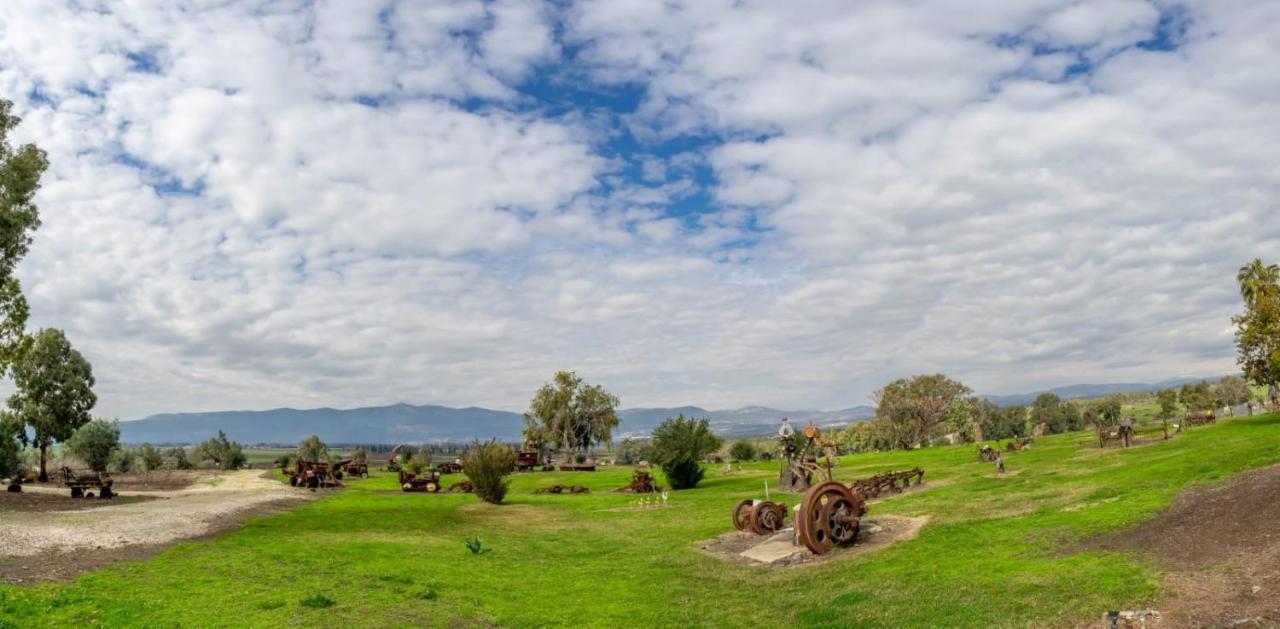 Вилла "Bakfar" Kfar Szold Country Lodging Kefar Szold Экстерьер фото
